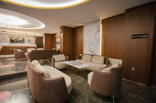 Bah�elievler Hotels
