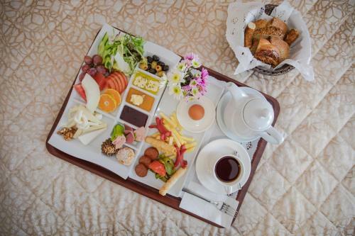 Bah�elievler Hotels