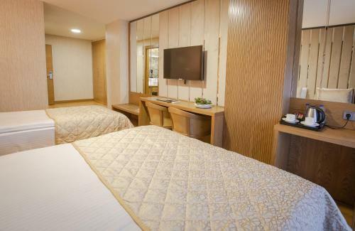 Bah�elievler Hotels