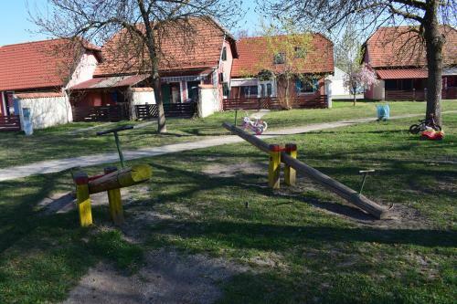 Apartamentos Borovnica ?ate?