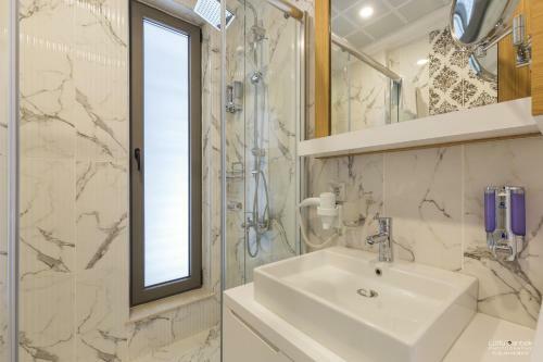 Apartamento �nalo?lu Suites