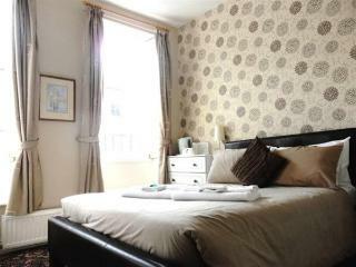 Hostal Raglan House