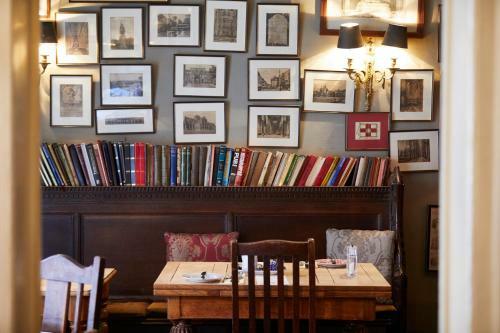 Hotel Wykeham Arms