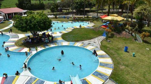 Hostal Hotel Dub�i