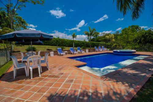 Casa Campestre Heliconia - Piscina Y Jacuzzi