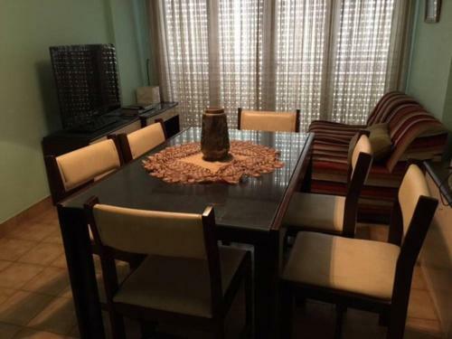 Apartamento Ideal !! A Metros Del Mar Y Del Centro Comercial.