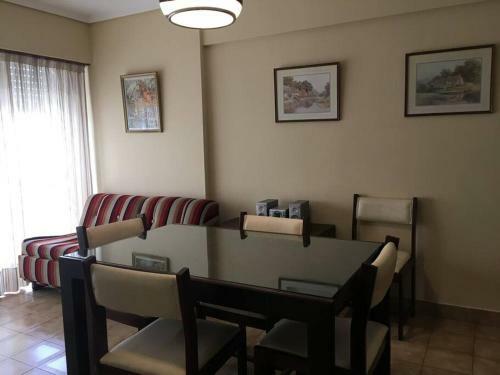 Apartamento Ideal !! A Metros Del Mar Y Del Centro Comercial.