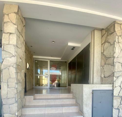 Del Alto Apartment