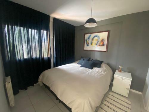 Del Alto Apartment