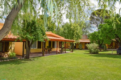 Hotel Los Sauces Posada