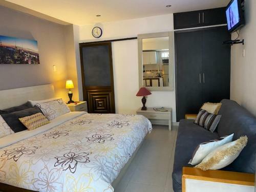 Apartaestudio El Lugar Ideal Cra. 62 #74-143.