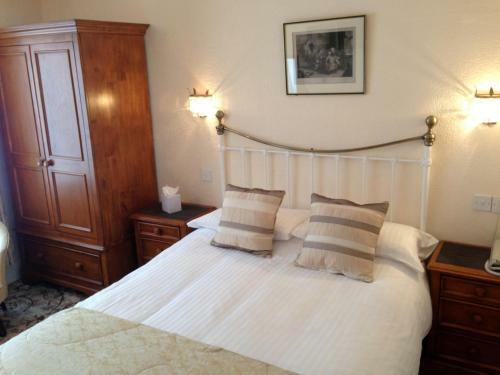 Royal Glen Hotel