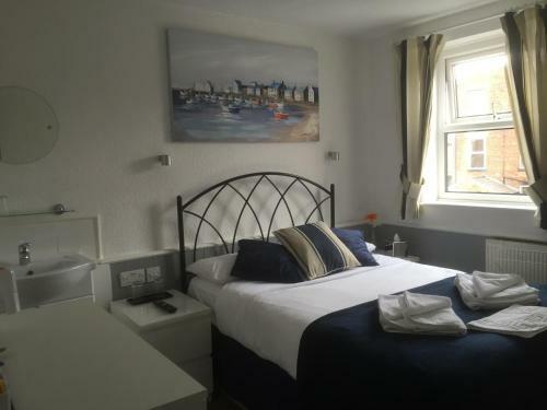 Hostal Andora Guest House