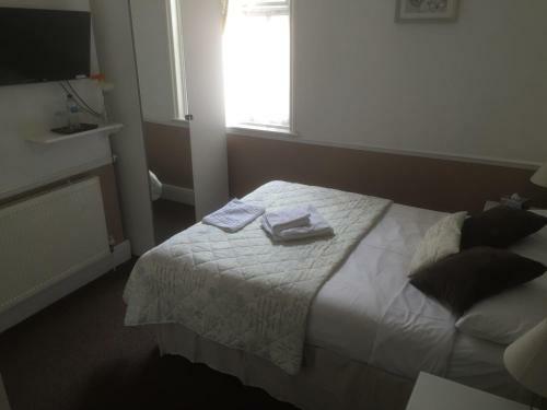 Hostal Andora Guest House
