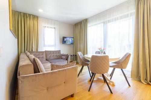 Amber Sand Apartment