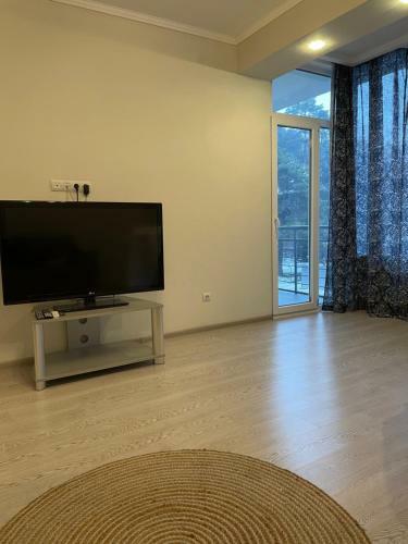 Relax Apartment. 15 Minutes Drive To Lviv