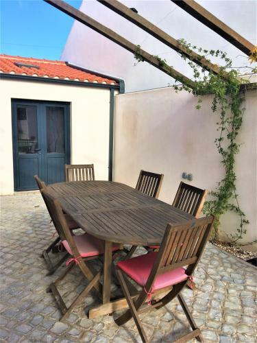 Pausastay - Qdm Artist Suites - Villa