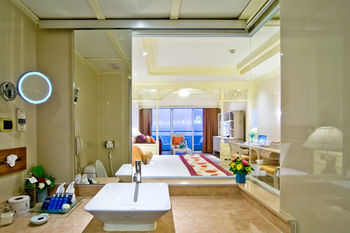 Royal Cliff Beach Hotel