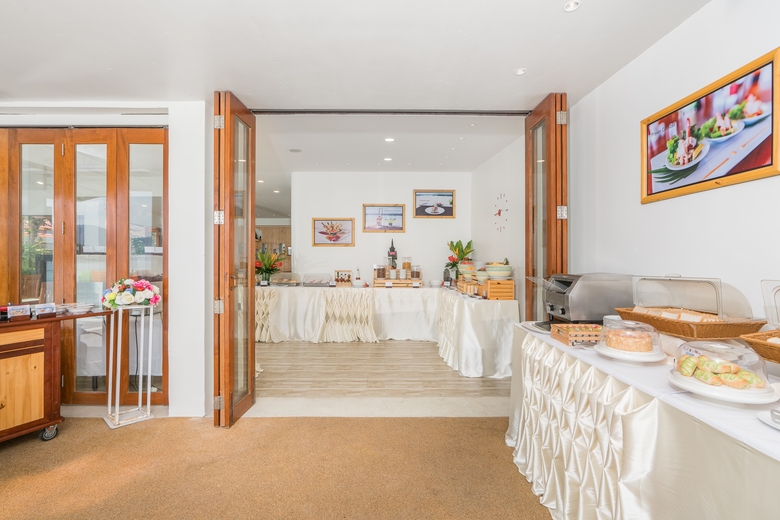 Hotel Chaba Cabana Beach Resort