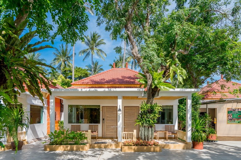 Hotel Chaba Cabana Beach Resort