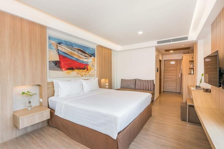 Hotel Chaba Cabana Beach Resort