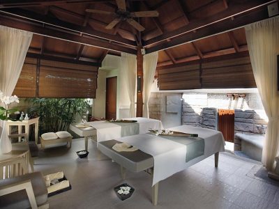 Hotel Amari Palm Reef Resort