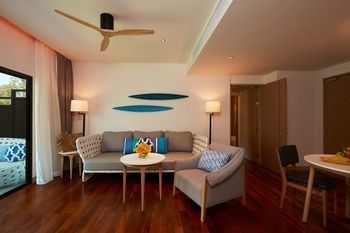 Hotel Amari Palm Reef Resort