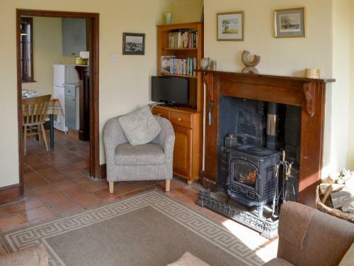 Lanthorn Cottage