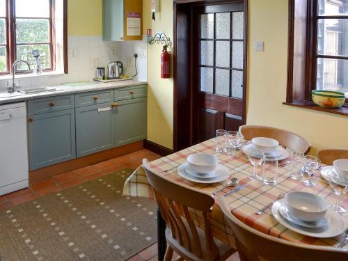 Lanthorn Cottage