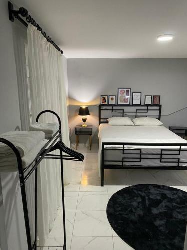 Three Story Villa, Private Pool And Roof Terrace.