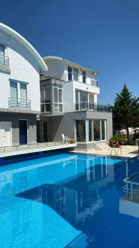 Y?ll?k Luxury Villa