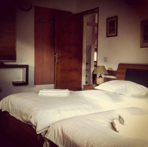 Hostal Lis House