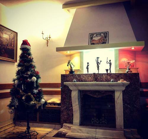 Hostal Lis House