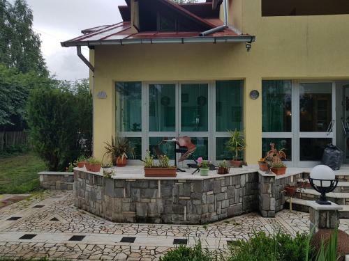 Hostal Lis House