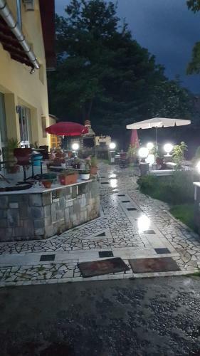 Hostal Lis House
