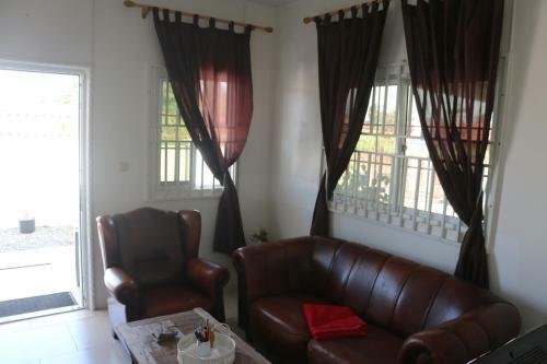 Apartamento Dubbel Woonhuis Selderiestraat Paramaribo