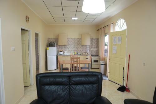 Donfarsha Apartments