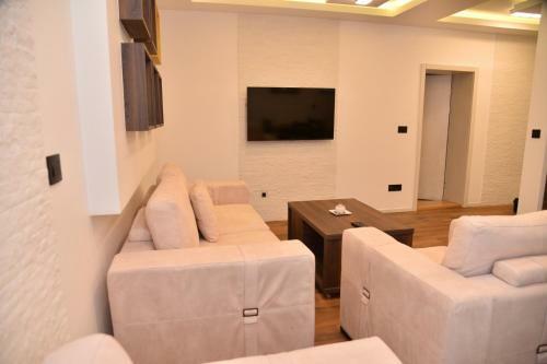 Bella Studios & Apartments
