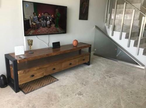 Bitez Aktur Yan? 4 Oda 4 Banyo L�x Triplex Villa