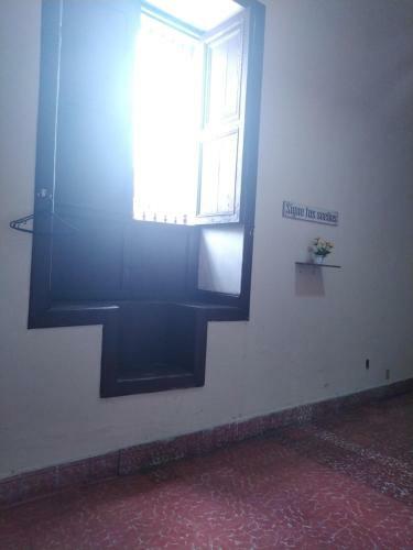 Alojamiento Para Pareja, Cerca A La Bas�lica