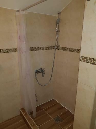 Bed & Breakfast Sobe Kod Brata