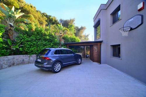 Luxury 3 Br Villa With A Private Pool In Yal?kavak