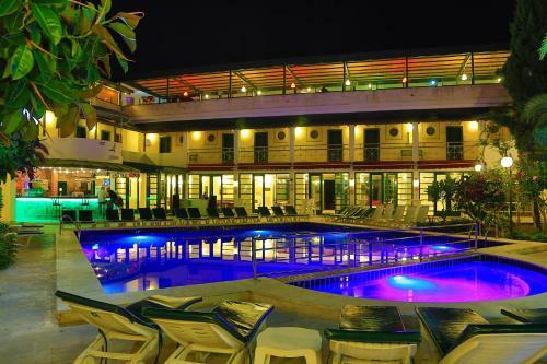 Hotel Bleu Nuit