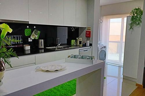 Apartamento T2 Praia Apulia Piscina E Wi-fi
