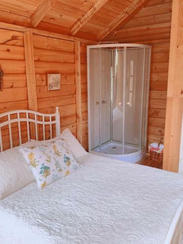 Bed & Breakfast Ecocaba�as Villa Isabel