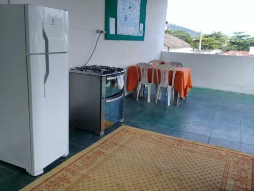 Apartamento Quarto Com Terra�o E Cozinha
