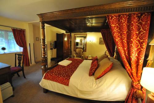 Hotel The Greyhound Coaching Inn