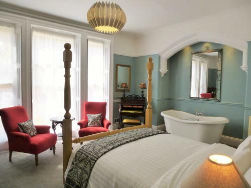 Hostal St Denys Hotel