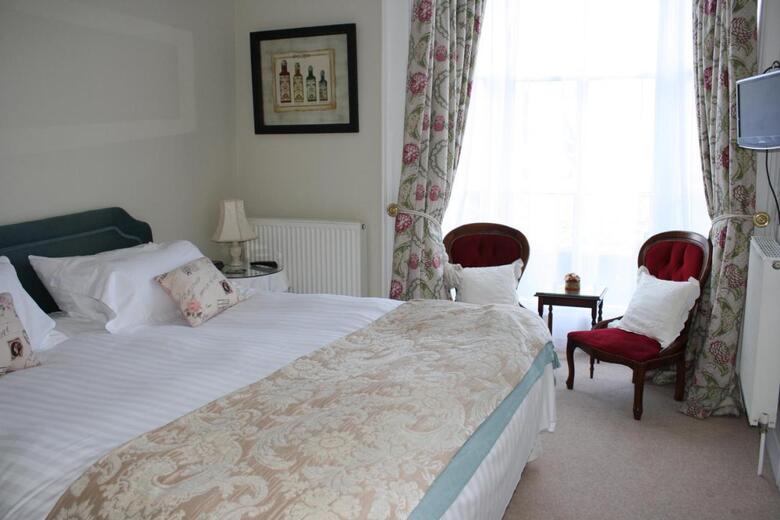 Hostal Holmwood House Guest Accommodation