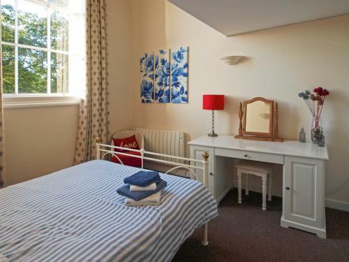 County House Apartment